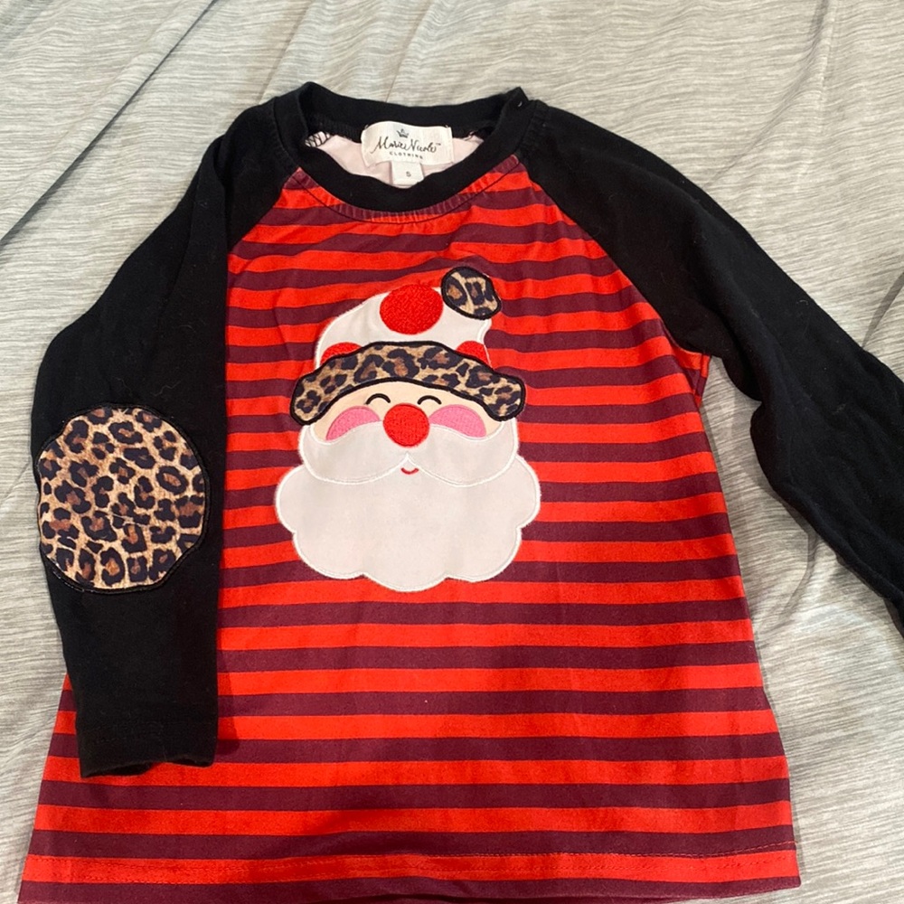Marie Nicole Santa shirt